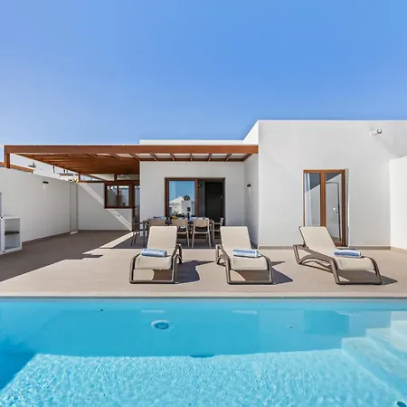 Villa Famara - Vipvipvillas