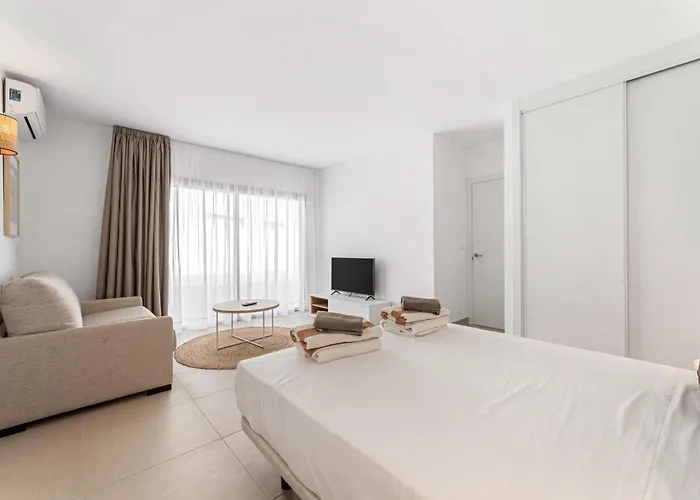 Famara - Vipvipvillas * Playa Blanca (Lanzarote)