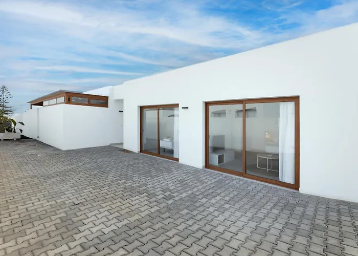 Famara - Vipvipvillas Willa *
